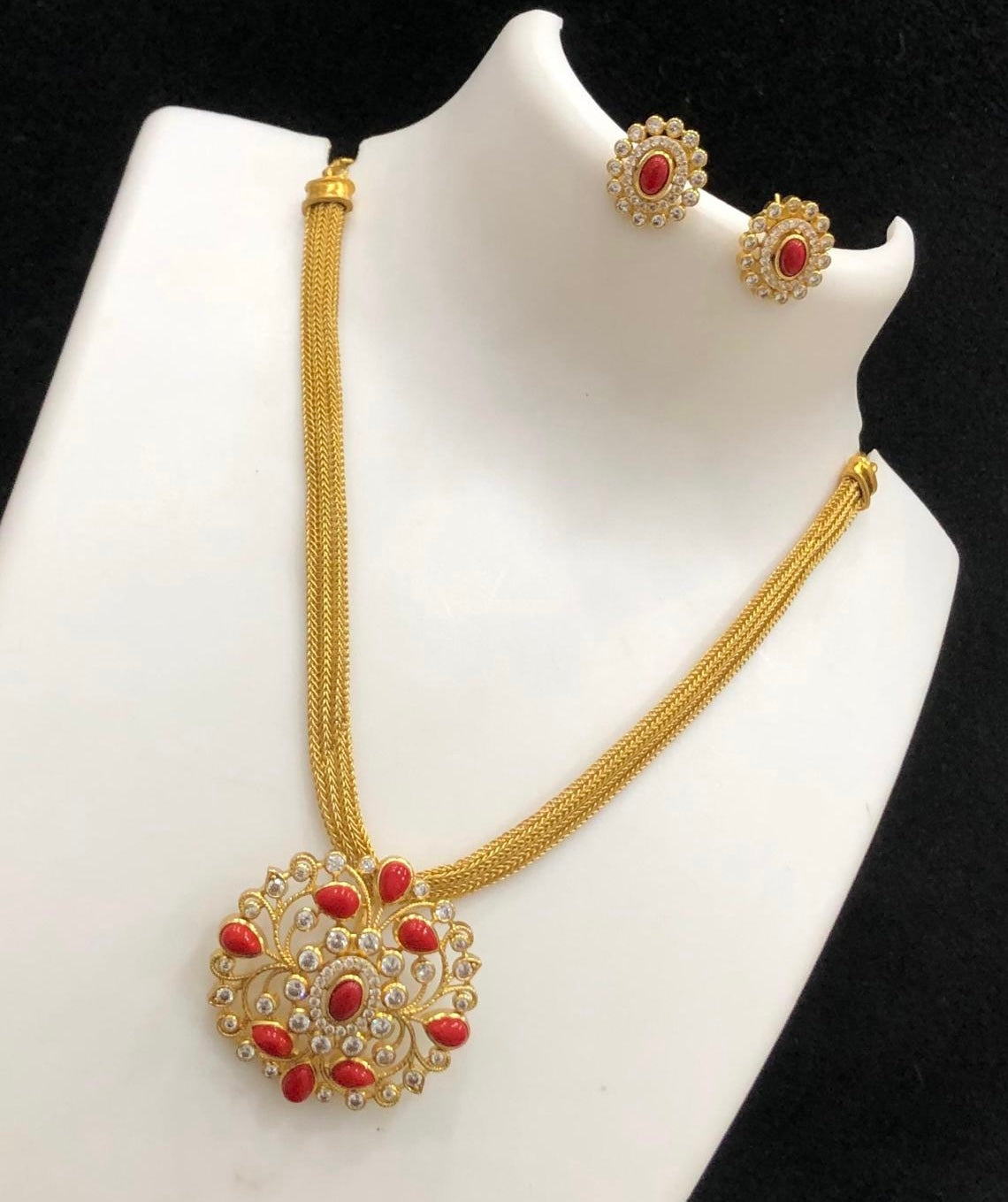 Antique necklace sets