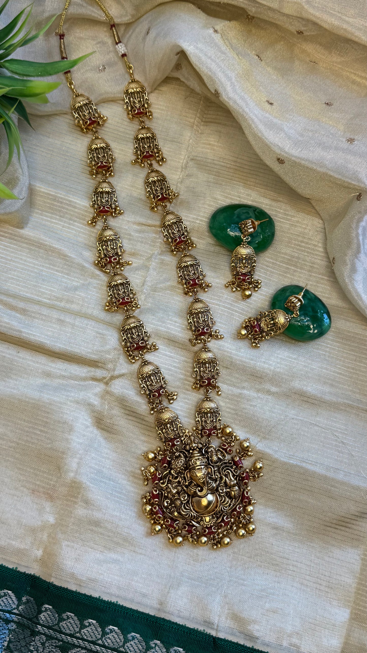 Necklace sets