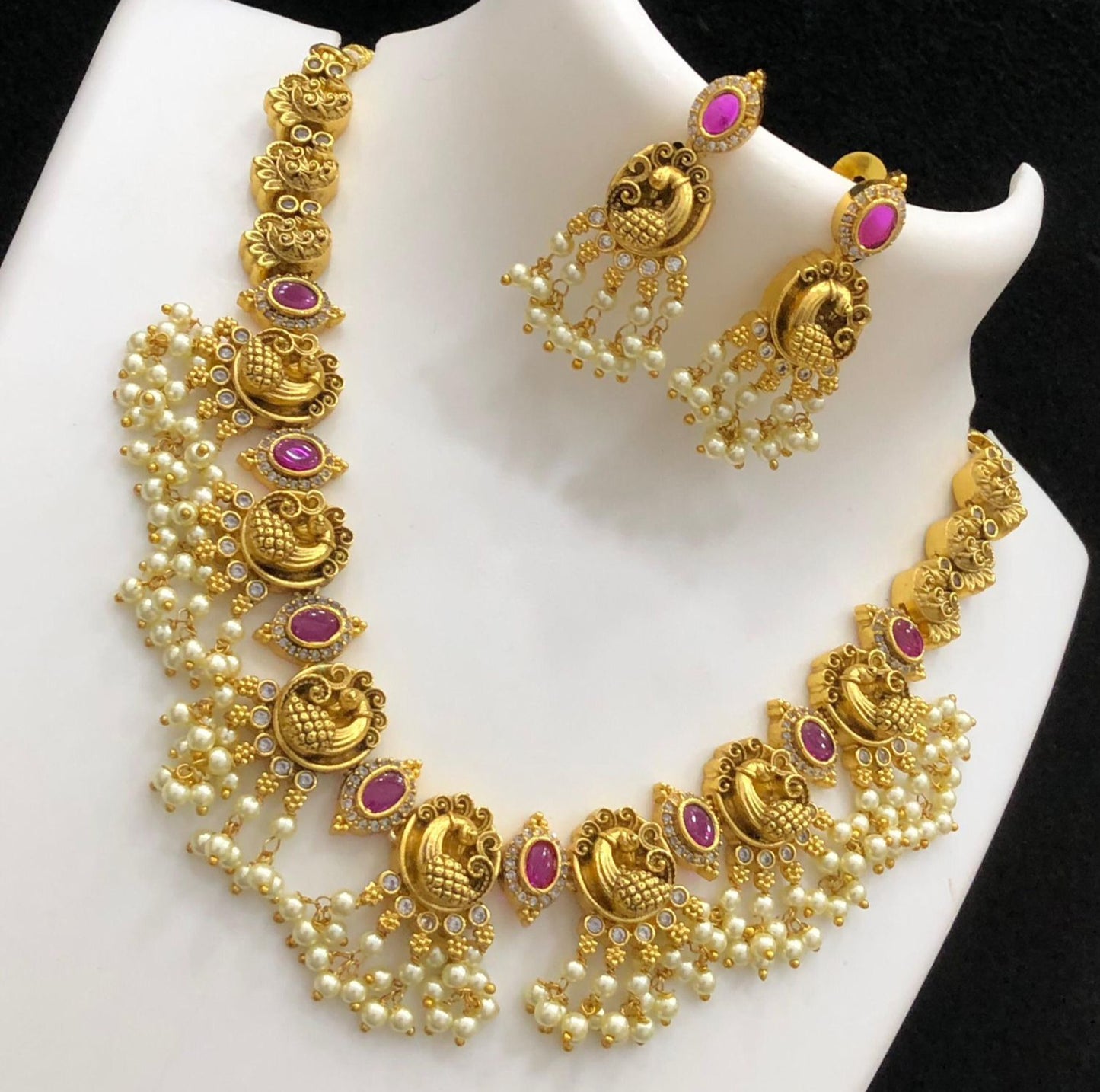 Premium quality guttapulusulu choker