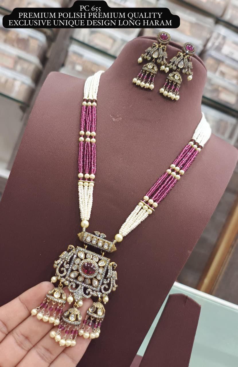Beads with victorian