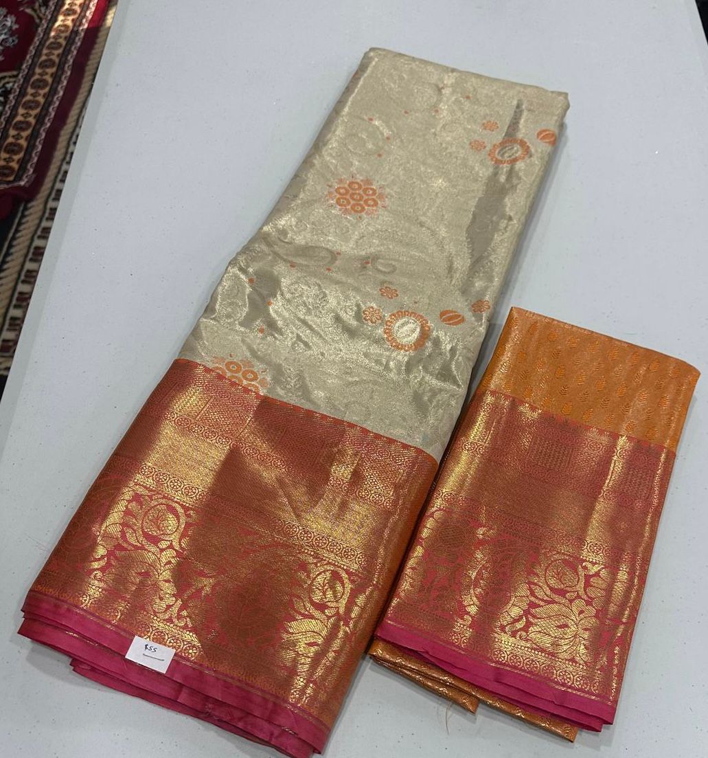 bridal saree with contrast blouse