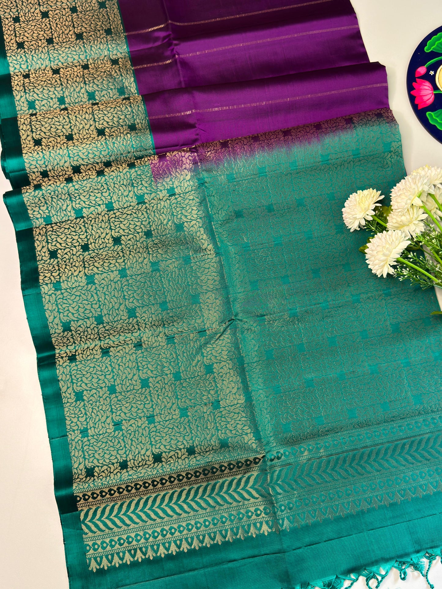 vaira oosi saree in purple color