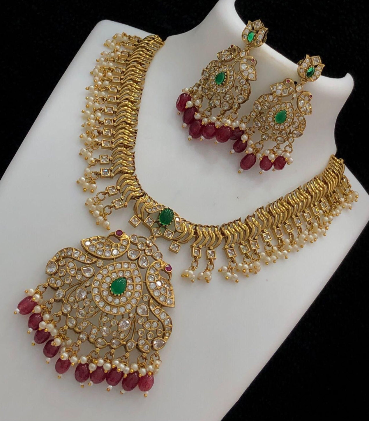 short matte necklace