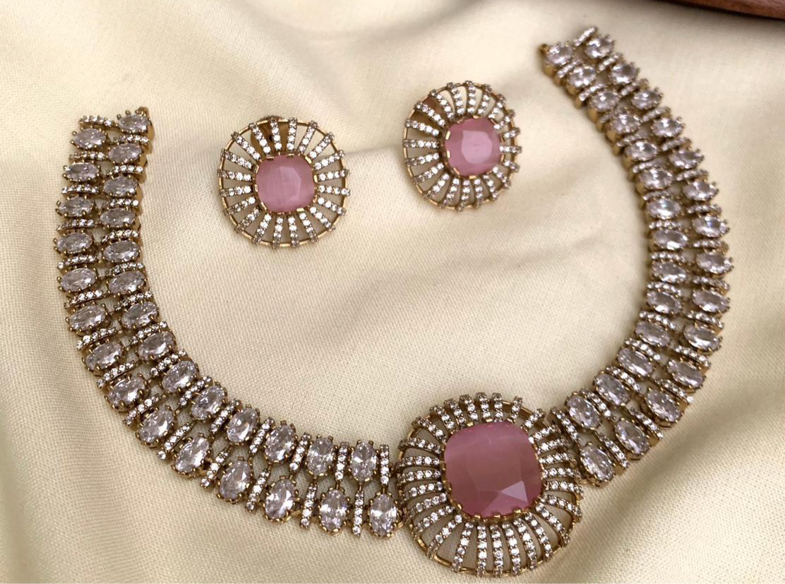 victorian Necklace set