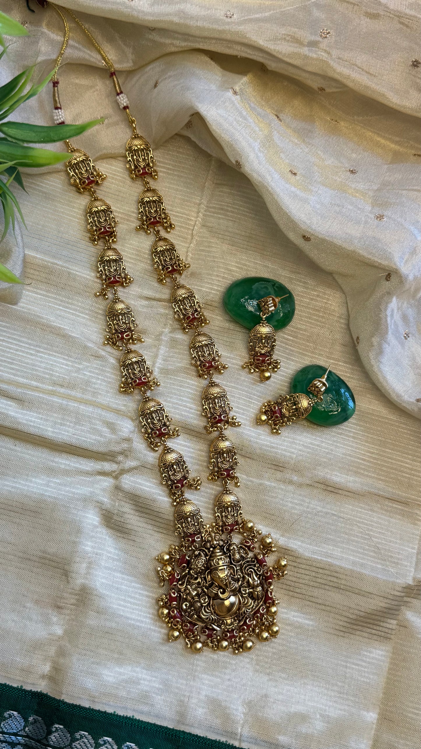 Necklace sets