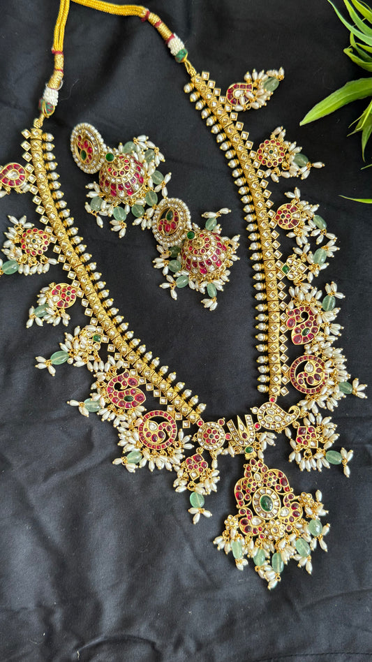 Necklace sets