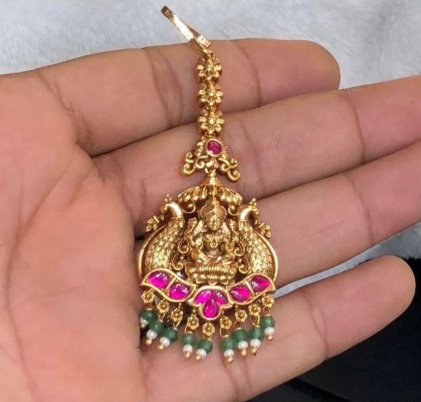 Maang tikka