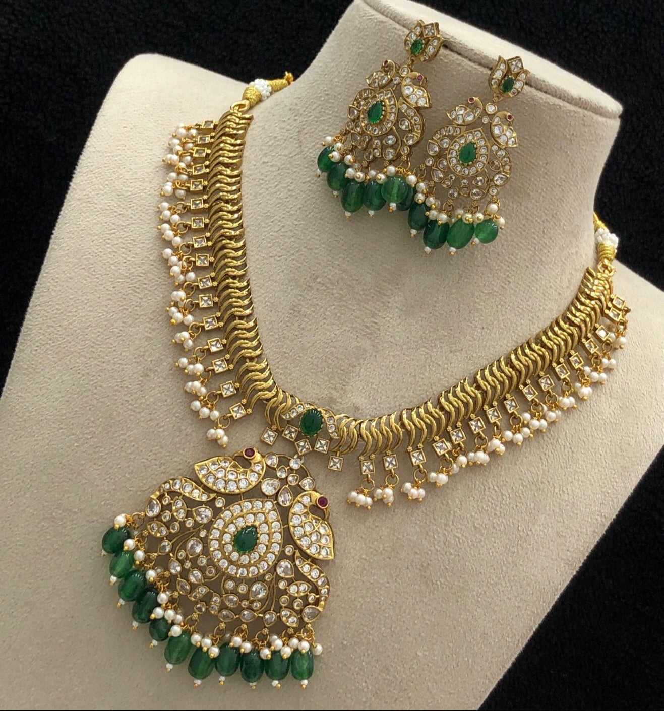 short matte necklace