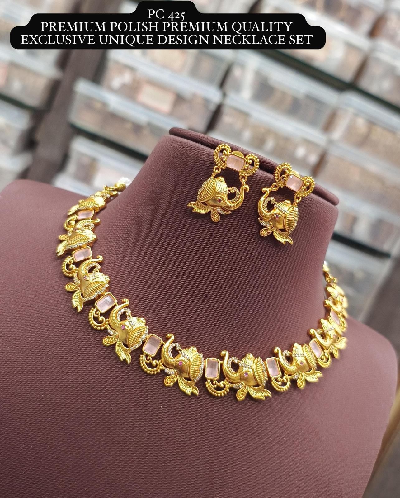 Exclusive Elephant Set