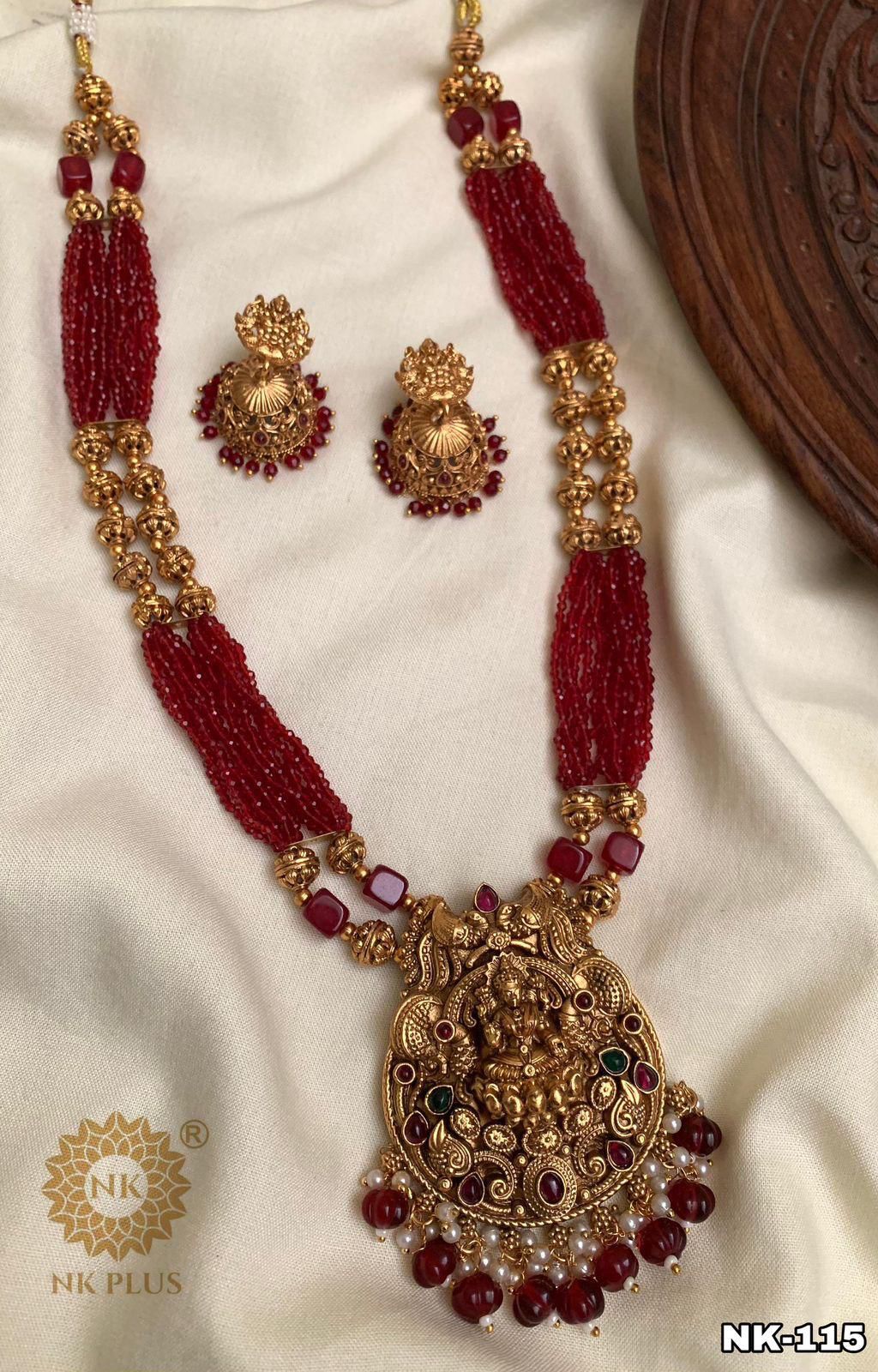 Laxmi pendant set