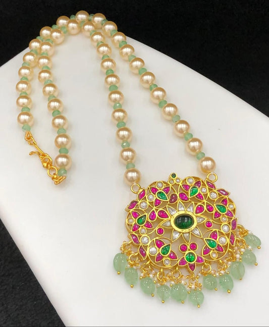 jadau pendant with pearl mala